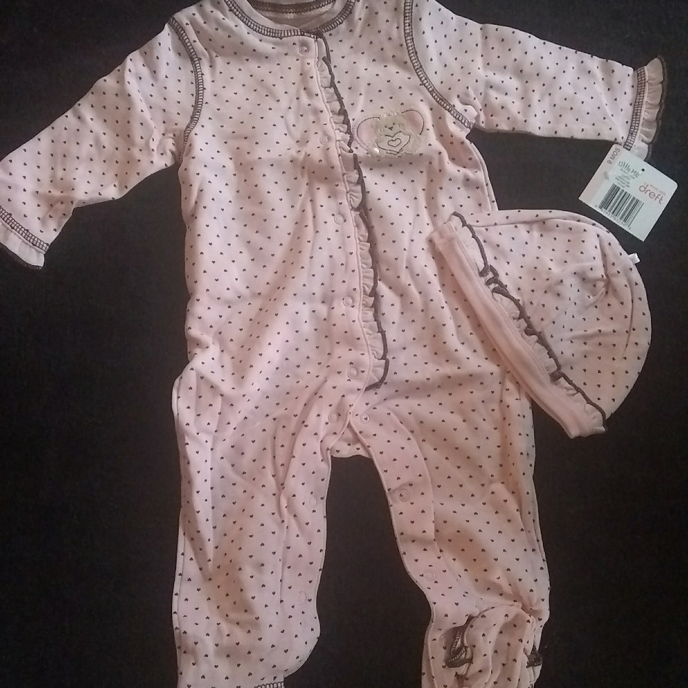 NWT ❤️ Girls button up onesie